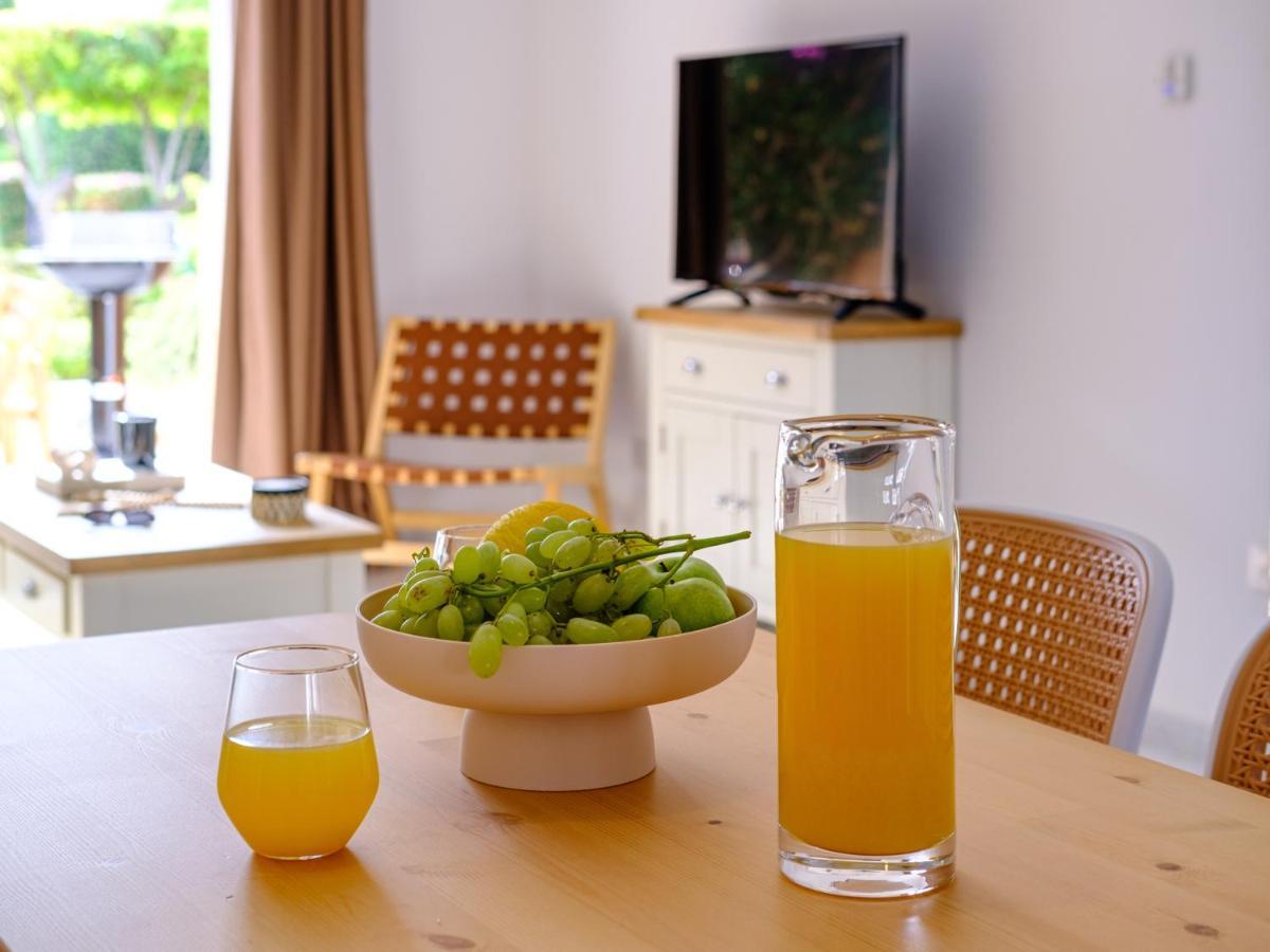 Nephele-Stylish 2Bd Townhouse In Kato Paphos Villa Exterior photo